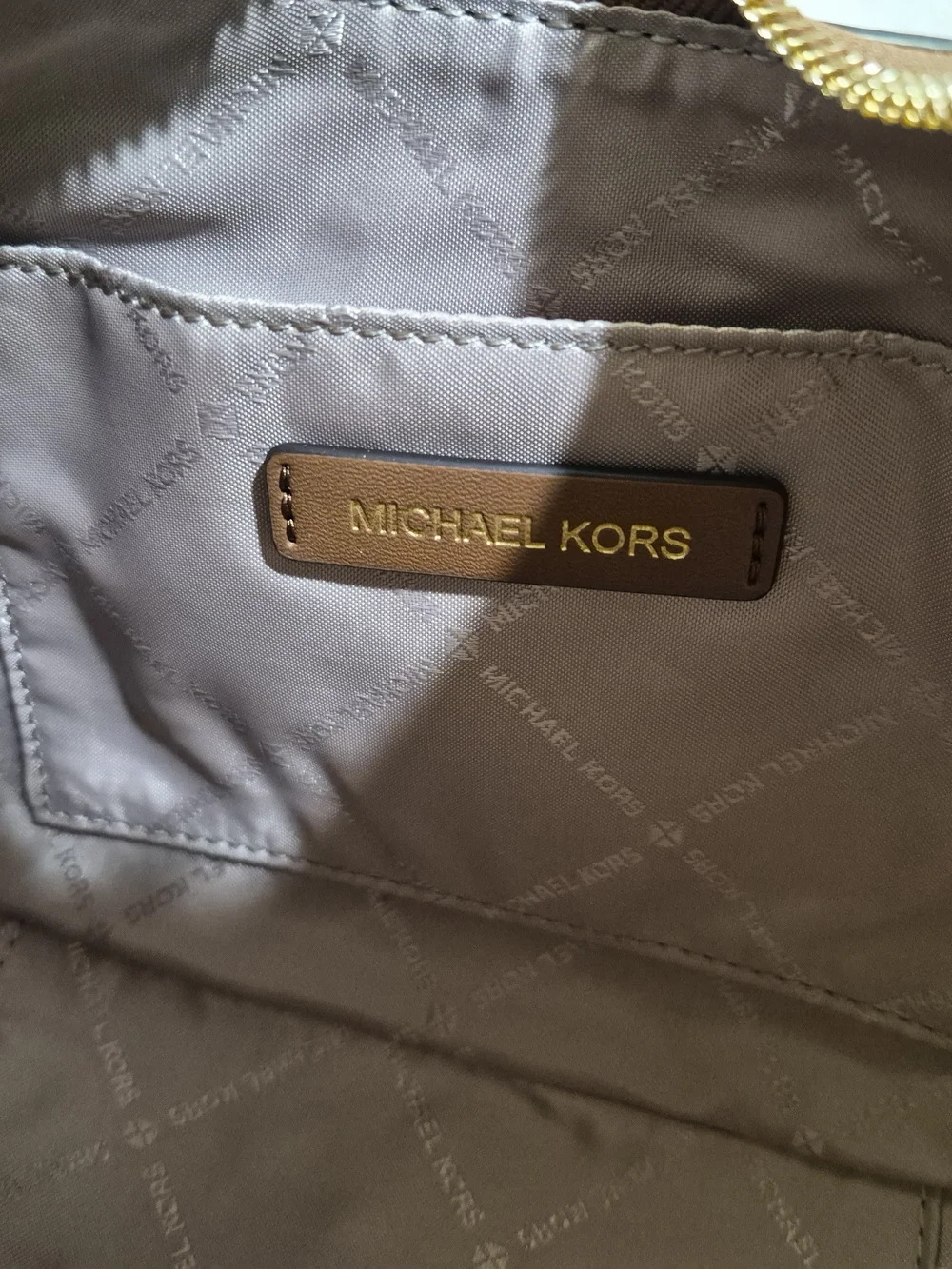 Michael Kors Preston Small Brown Leather Shoulder Bag Gold Hardware NWT